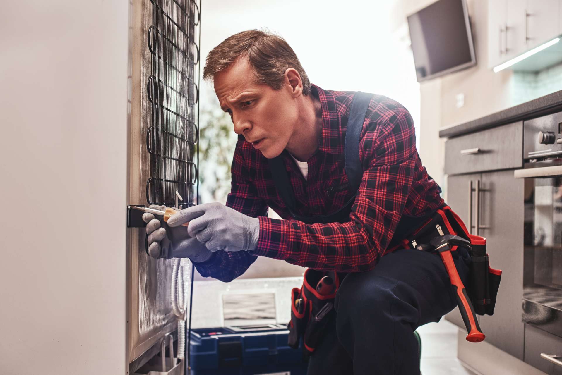 almost done senior male technician checking refri 2025 04 01 10 16 39 utc Home Hi, I’m Lenny — Executive Home Comfort Advisor at Everest Heating & Cooling.